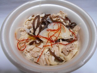 セブン-イレブン 根菜ともち麦のサムゲタン風スープ